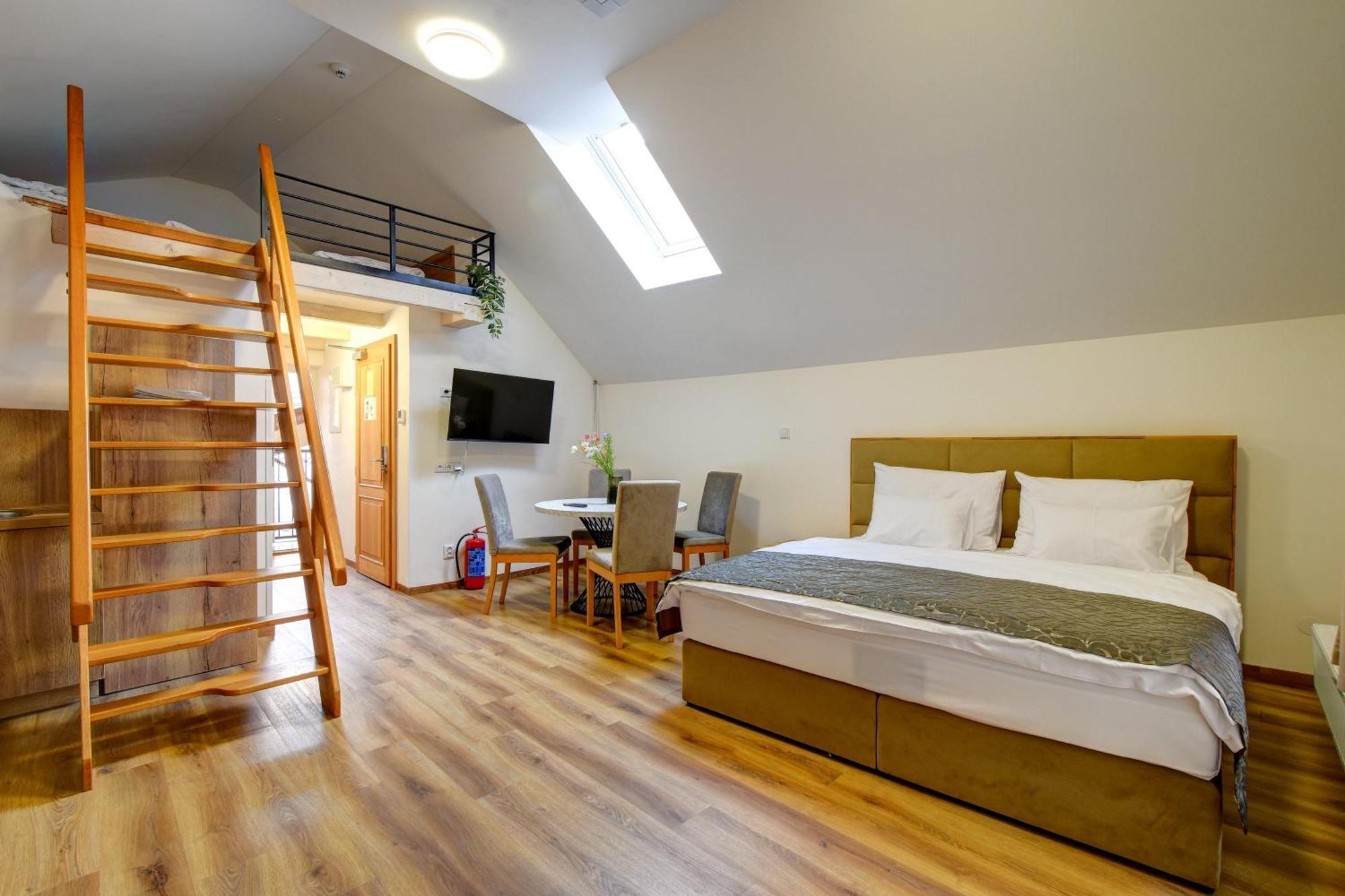 Hotel Karlova プラハ エクステリア 写真
