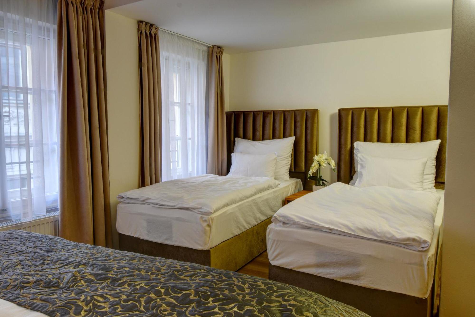 Hotel Karlova プラハ エクステリア 写真